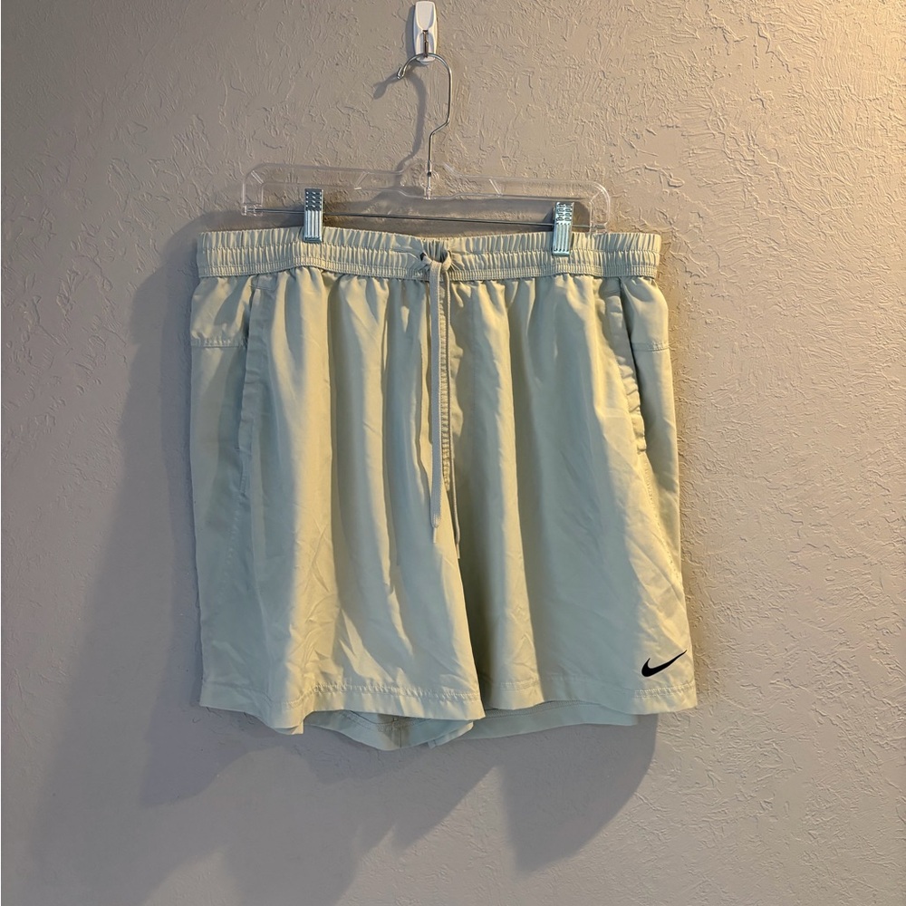 Nike Men's Light Green Shorts (XL)